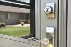 window-storm-door-installation-north-ridgeville-oh-outside-handle